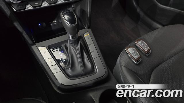 Hyundai AVANTE 2020 — photo 9