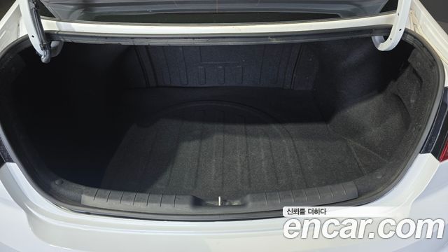 Hyundai AVANTE 2020 — photo 20