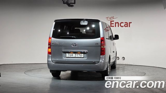 Hyundai Starex 2014 — photo 4