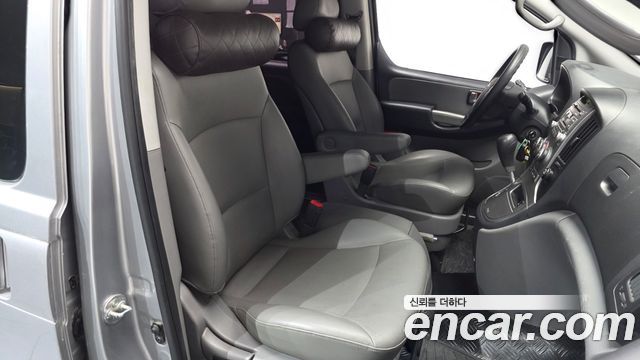 Hyundai Starex 2014 — photo 10
