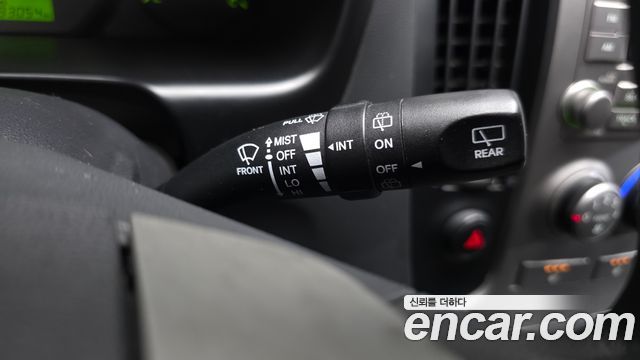 Hyundai Starex 2014 — photo 17