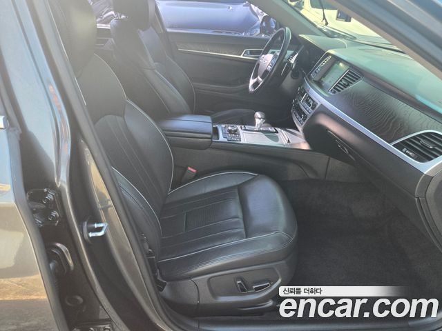 Genesis G80 2018 — photo 12
