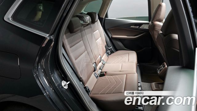 BMW 2-Series 2025 — photo 12