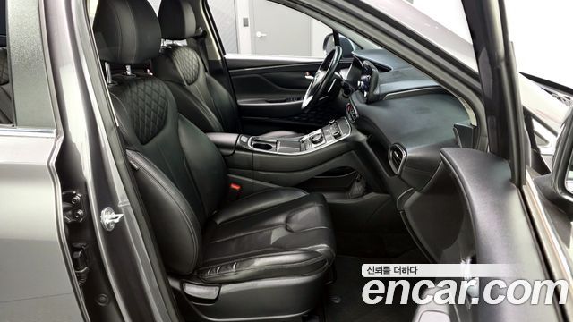 Hyundai Santafe 2021 — photo 12