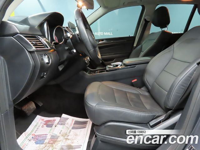 Mercedes-Benz GLE-Class 2016 — photo 14