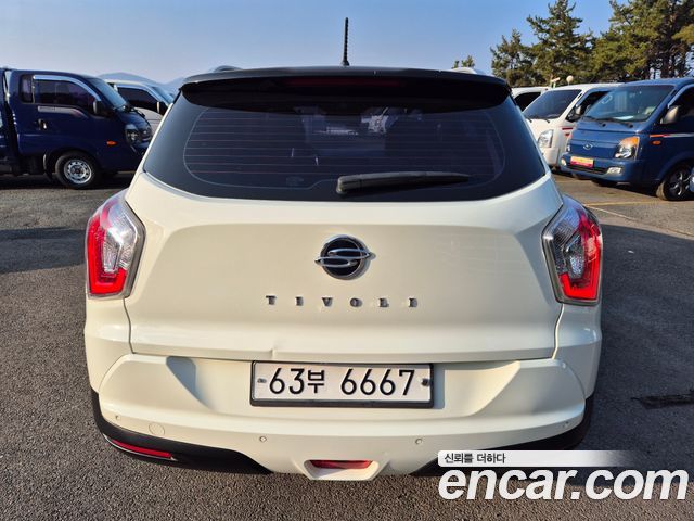 KG Mobility TIBOLI 2015 — photo 6
