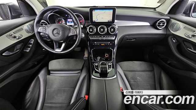 Mercedes-Benz GLC-Class 2019 — photo 7