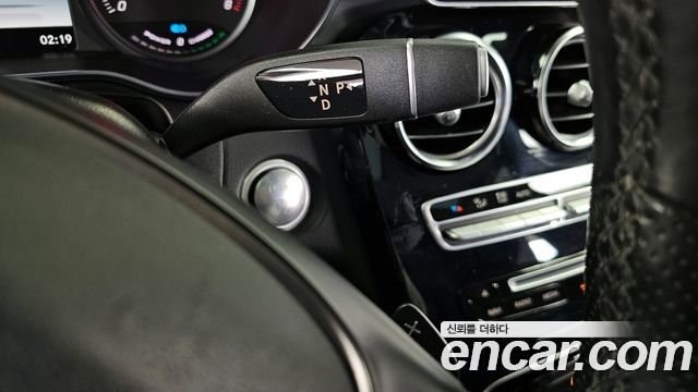 Mercedes-Benz GLC-Class 2019 — photo 9