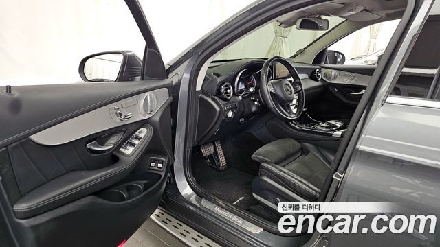 Mercedes-Benz GLC-Class 2019 — photo 10