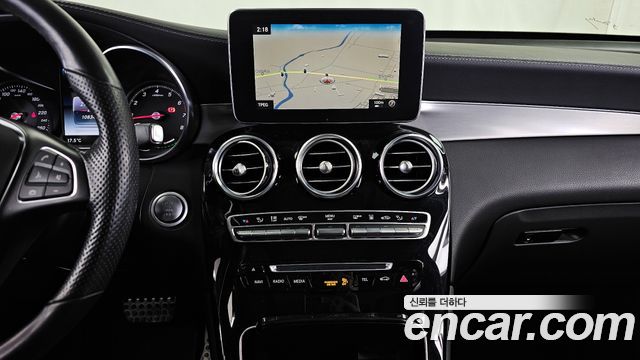 Mercedes-Benz GLC-Class 2019 — photo 14