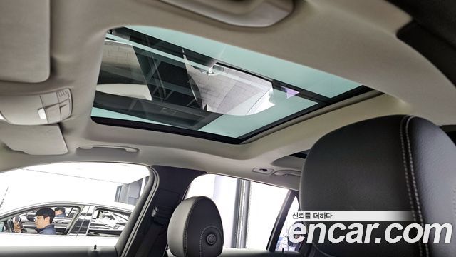 Mercedes-Benz GLC-Class 2019 — photo 19