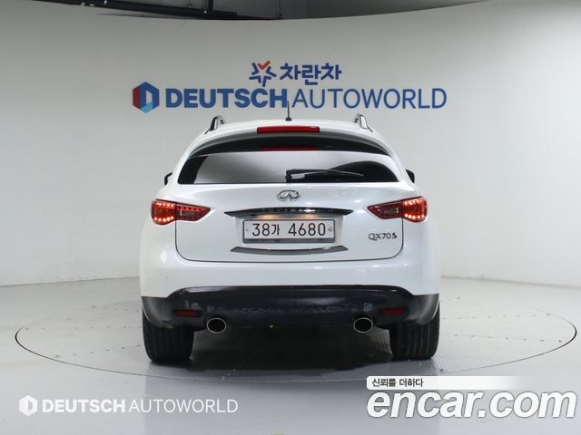 Infiniti QX70 2017 — photo 4