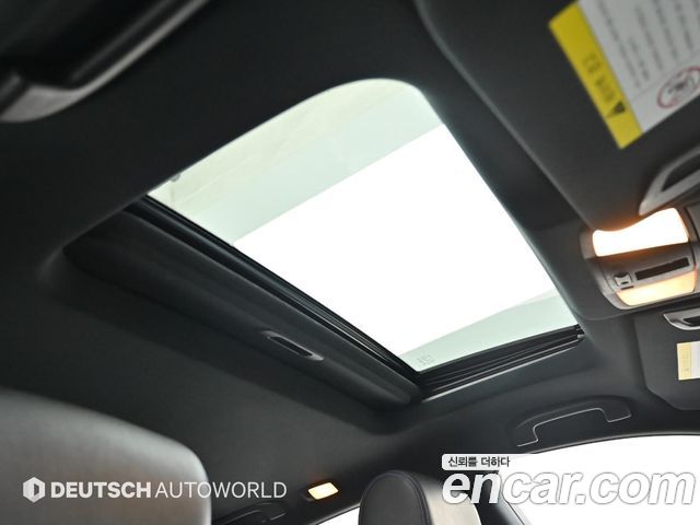 Infiniti QX70 2017 — photo 18