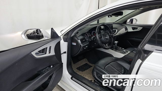 Audi A7 2013 — photo 10