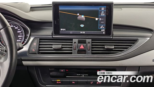 Audi A7 2013 — photo 14