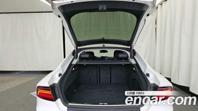 Audi A7 2013 — photo 20