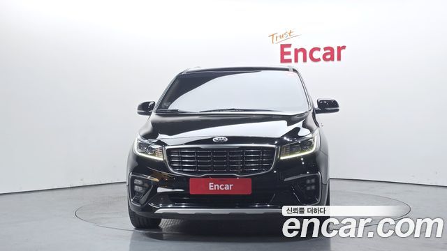 Kia Canival 2019 — photo 3
