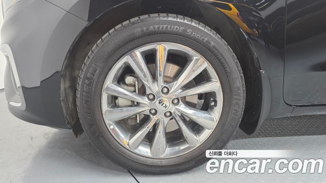 Kia Canival 2019 — photo 5