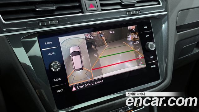 Volkswagen Tiguan 2020 — photo 15