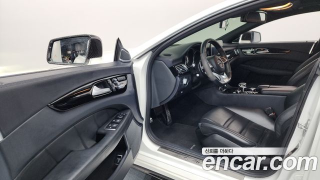 Mercedes-Benz CLS-Class 2015 — photo 10