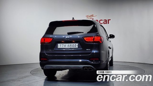 Kia Sorento 2018 — photo 4