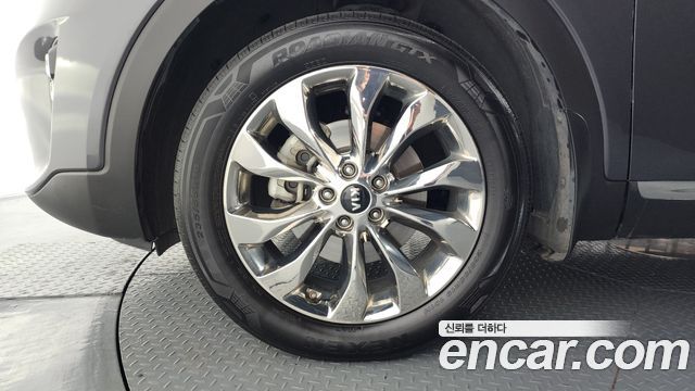 Kia Sorento 2018 — photo 5