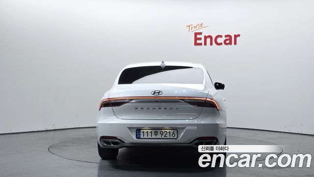 Hyundai Grandeur 2022 — photo 4