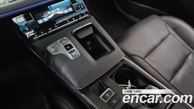 Hyundai Grandeur 2022 — photo 9