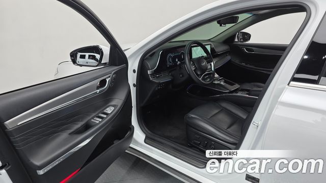 Hyundai Grandeur 2022 — photo 11