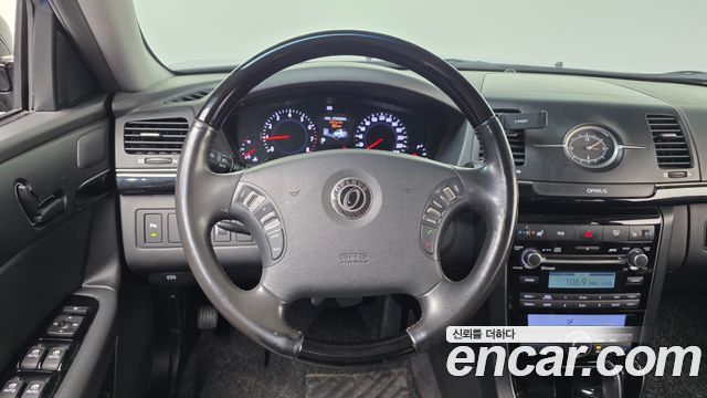 Kia OPIRUS 2011 — photo 13