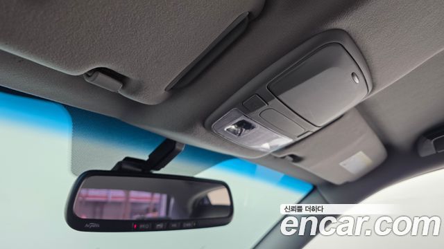 Kia OPIRUS 2011 — photo 18