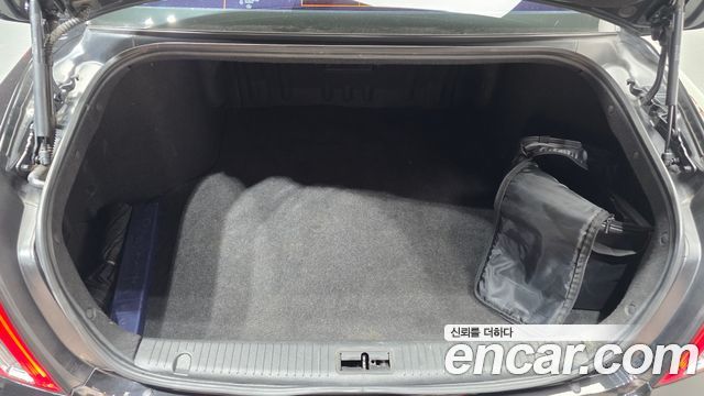 Kia OPIRUS 2011 — photo 20