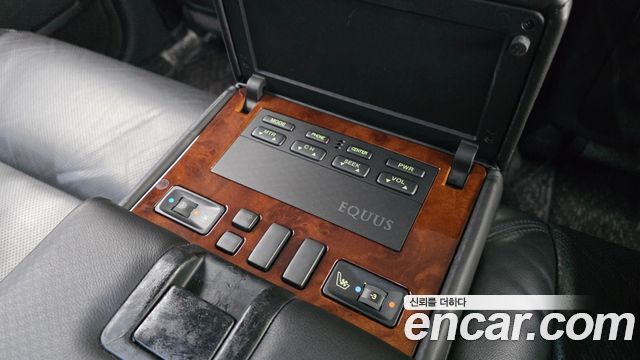 Hyundai Equus 2005 — photo 19