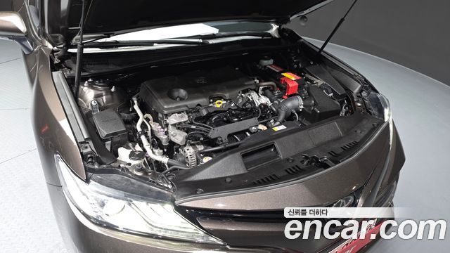 Toyota Camry 2019 — photo 6
