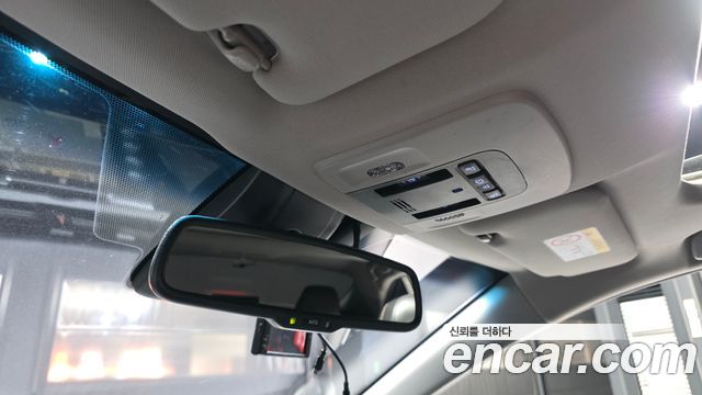 Toyota Camry 2019 — photo 17