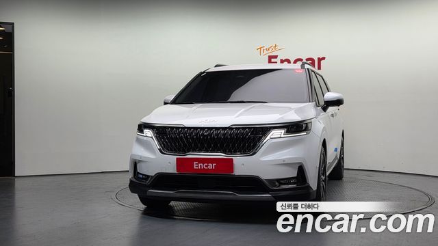 Kia Canival 2023 — photo 3