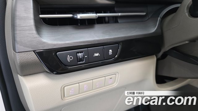 Kia Canival 2023 — photo 13