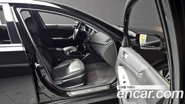 Kia K7 2012 — photo 11