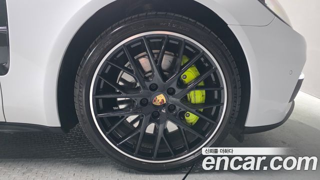 Porsche Panamera 2020 — photo 5