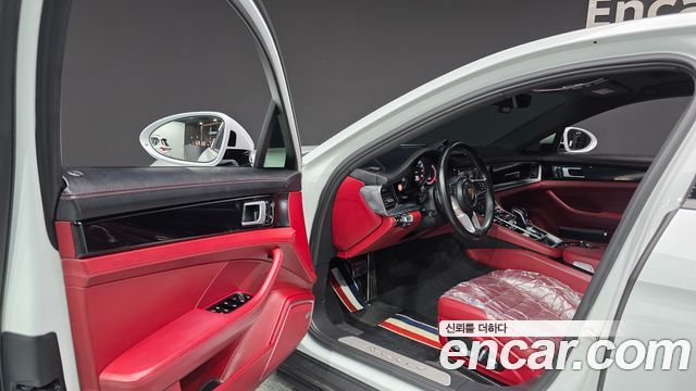 Porsche Panamera 2020 — photo 10