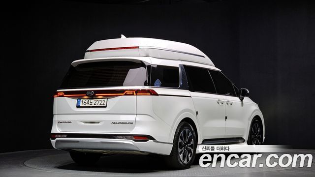 Kia Canival 2021 — photo 2