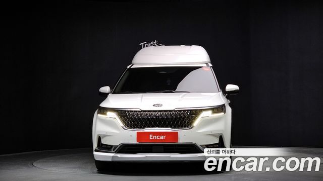 Kia Canival 2021 — photo 3