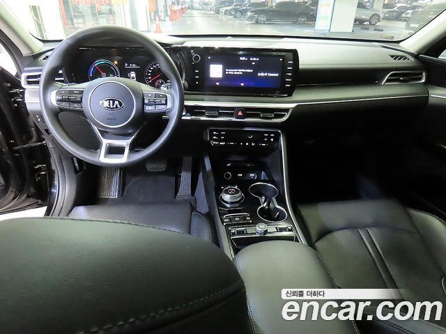 Kia K5 2021 — photo 10