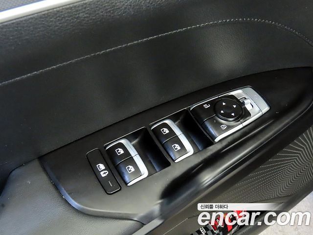 Kia K5 2021 — photo 13