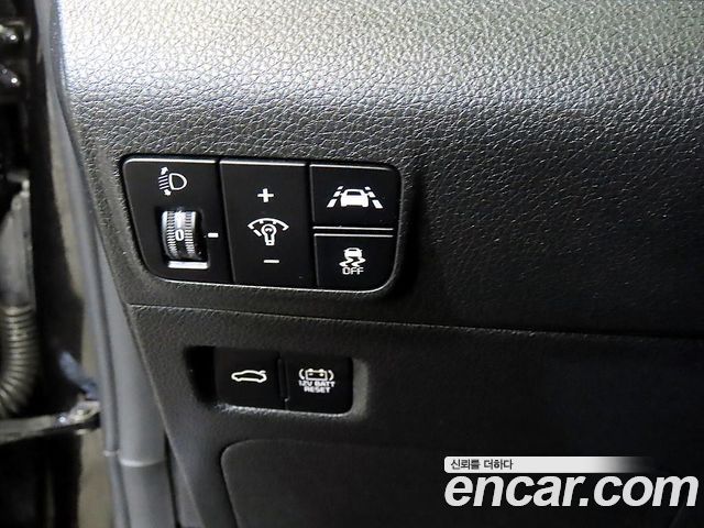 Kia K5 2021 — photo 14