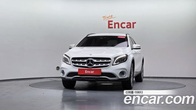 Mercedes-Benz GLA-Class 2019 — photo 3