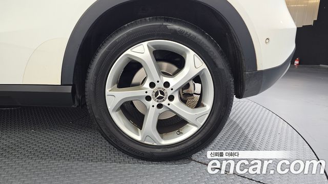 Mercedes-Benz GLA-Class 2019 — photo 5