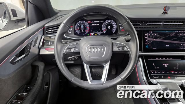 Audi Q8 2020 — photo 13