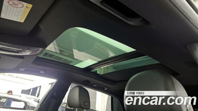Audi Q8 2020 — photo 18