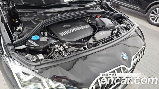 BMW 2-Series 2026 — photo 6
